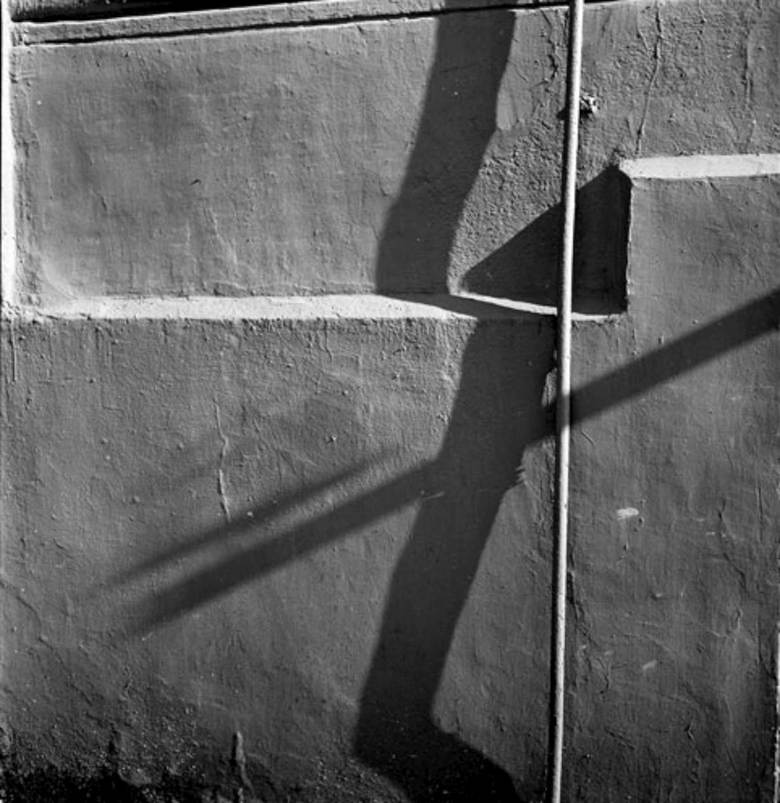 Alexandre Slusarev wall and shadows Moscow 1978