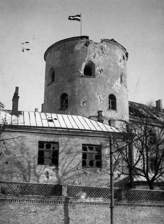 Rīgas pils Svēta Gara tornis 1919.gada novembra beigas