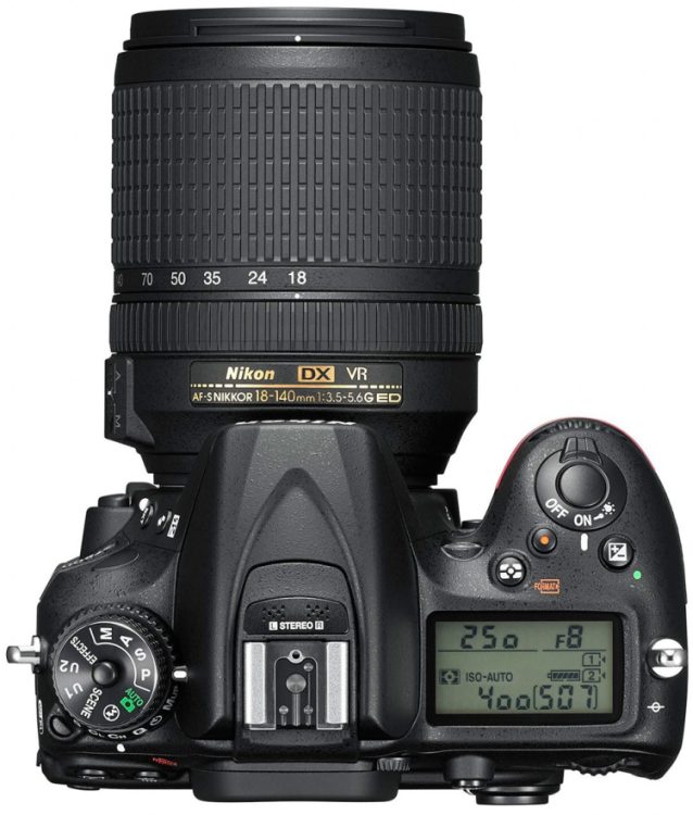 Nikon D7200 augsa